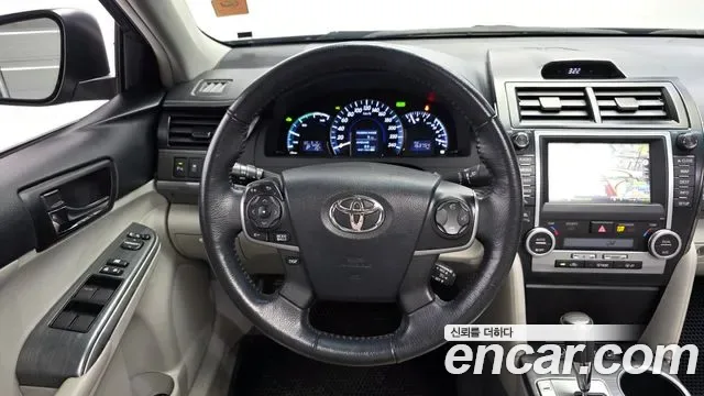 Toyota Camry, 2012 — фото 13