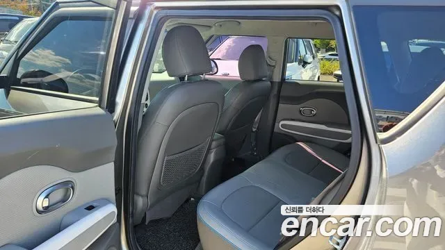 Kia Soul EV, 2017 — фото 18