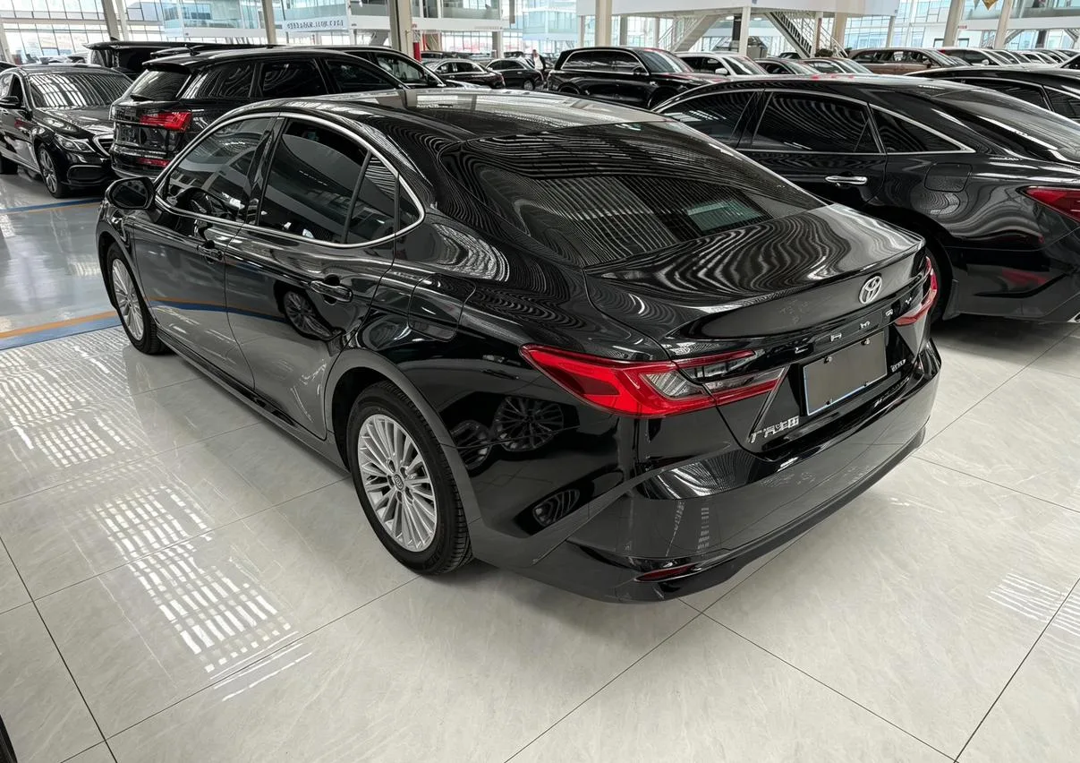 Toyota Camry, 2026 — фото 13