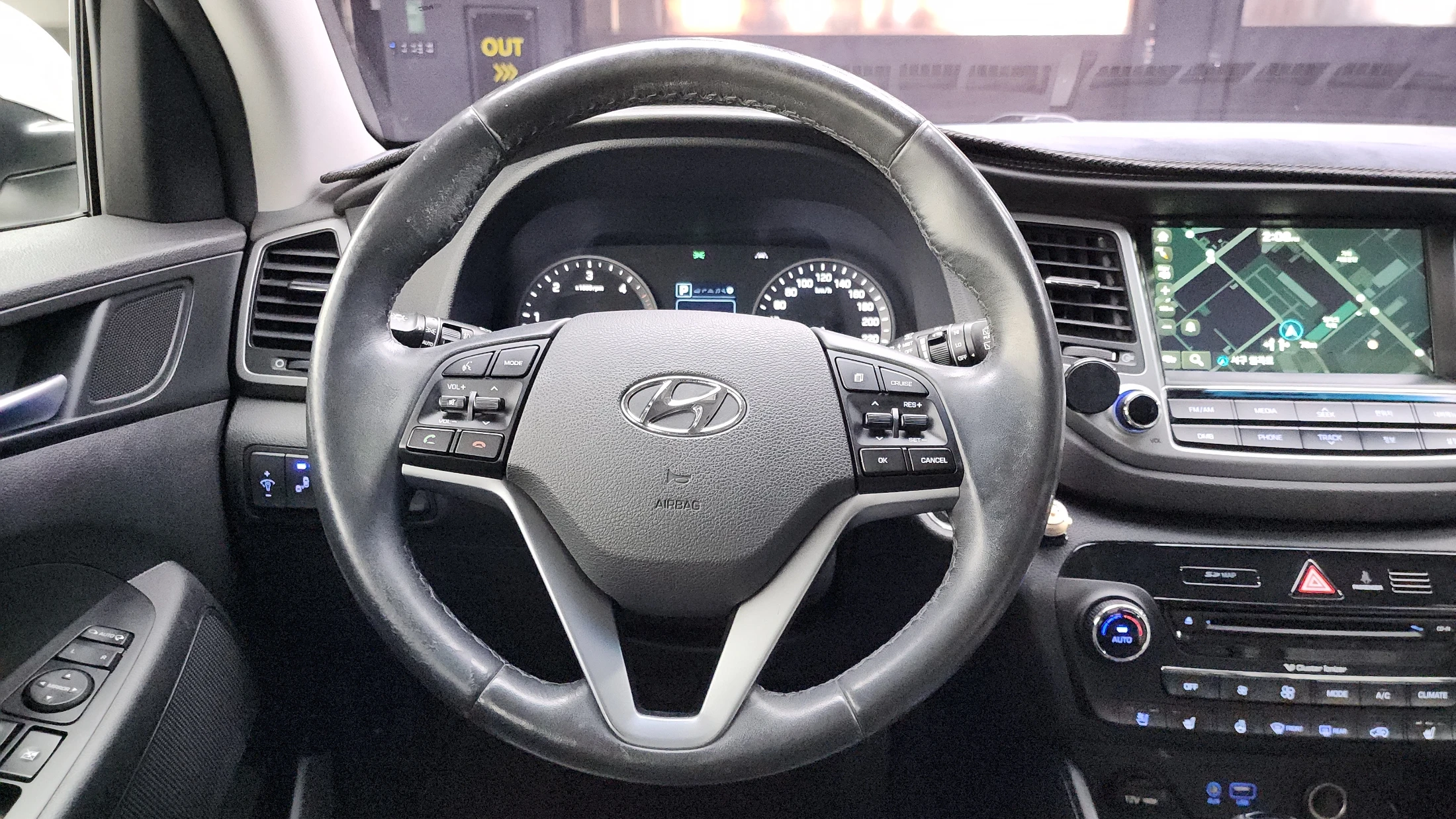 Hyundai Tucson, 2015 — фото 13