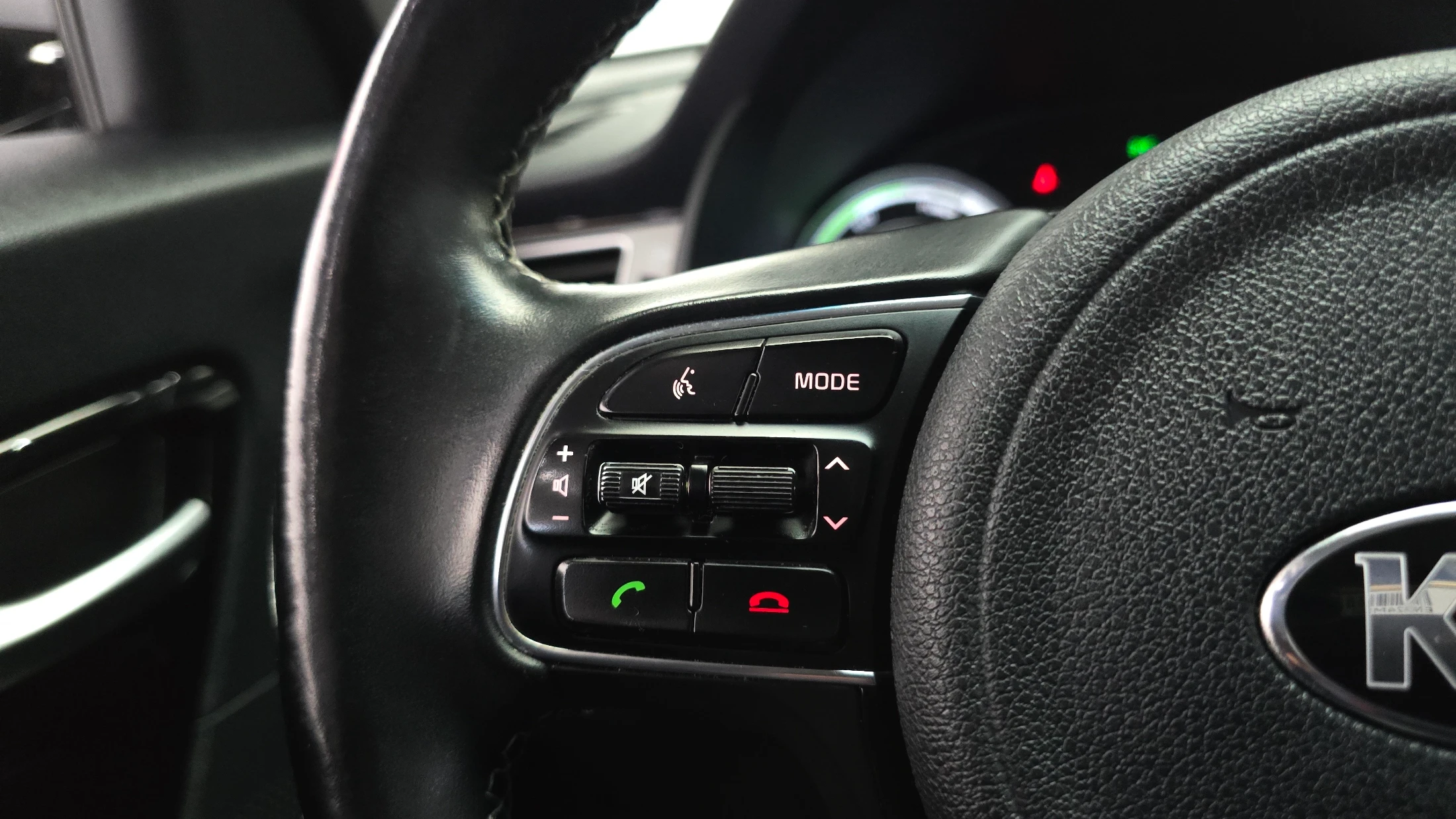 Kia Niro, 2017 — фото 30