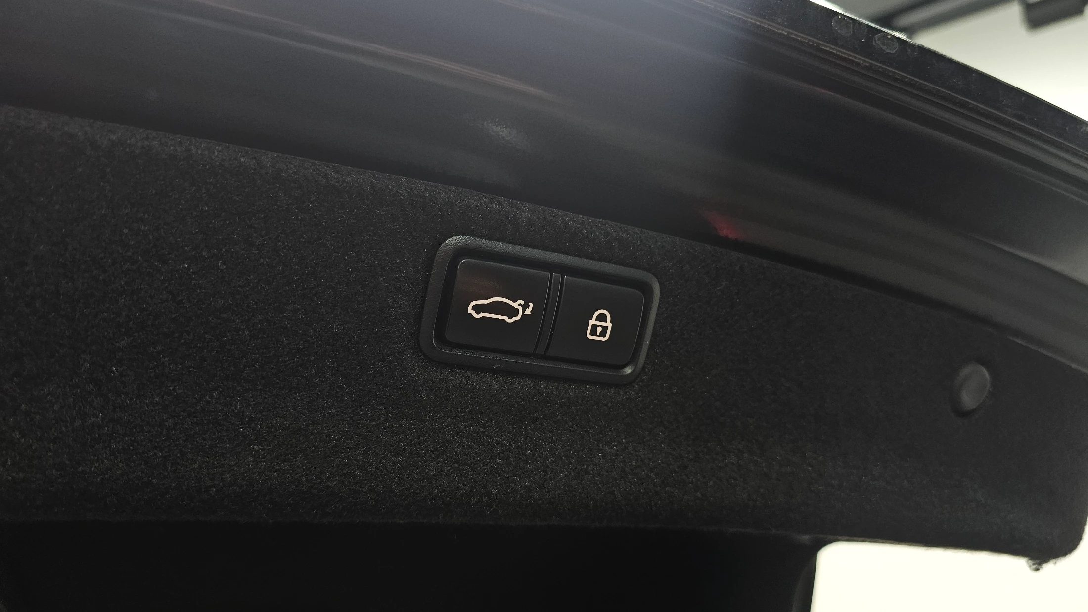 Genesis G80, 2017 — фото 18