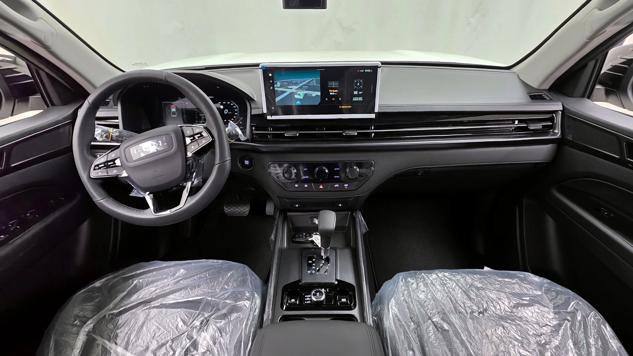 KG_Mobility_Ssangyong Musso Q300, 2026 — фото 4