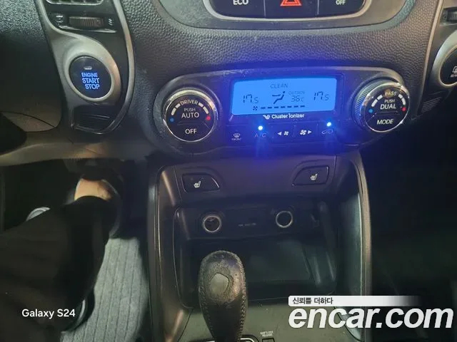 Hyundai Tucson ix, 2011 — фото 15