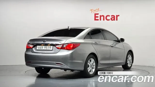 Hyundai Sonata YF Sonata, 2010 — фото 2