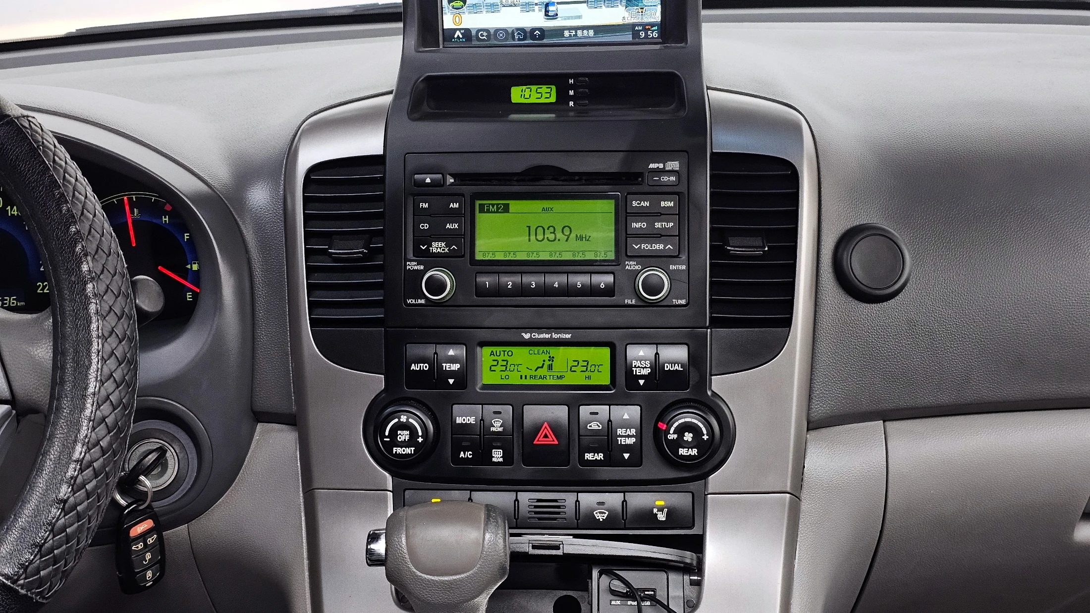 Kia Canival Carnival R, 2010 — фото 15