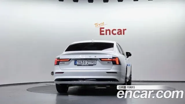 Volvo S90, 2025 — фото 4