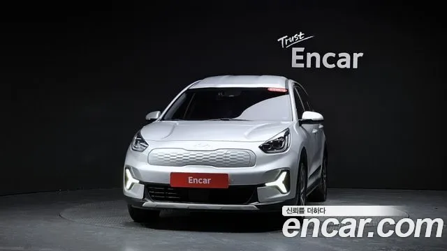 Kia Niro Plus, 2022 — фото 3