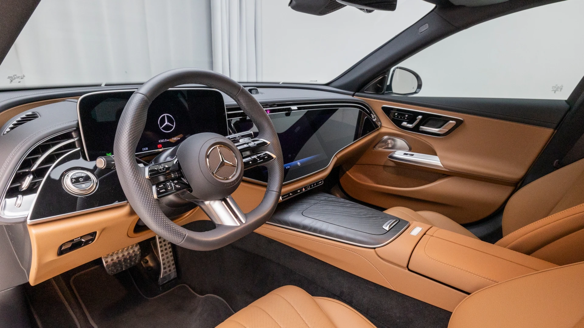 Mercedes-Benz E-Class W214, 2025 — фото 16