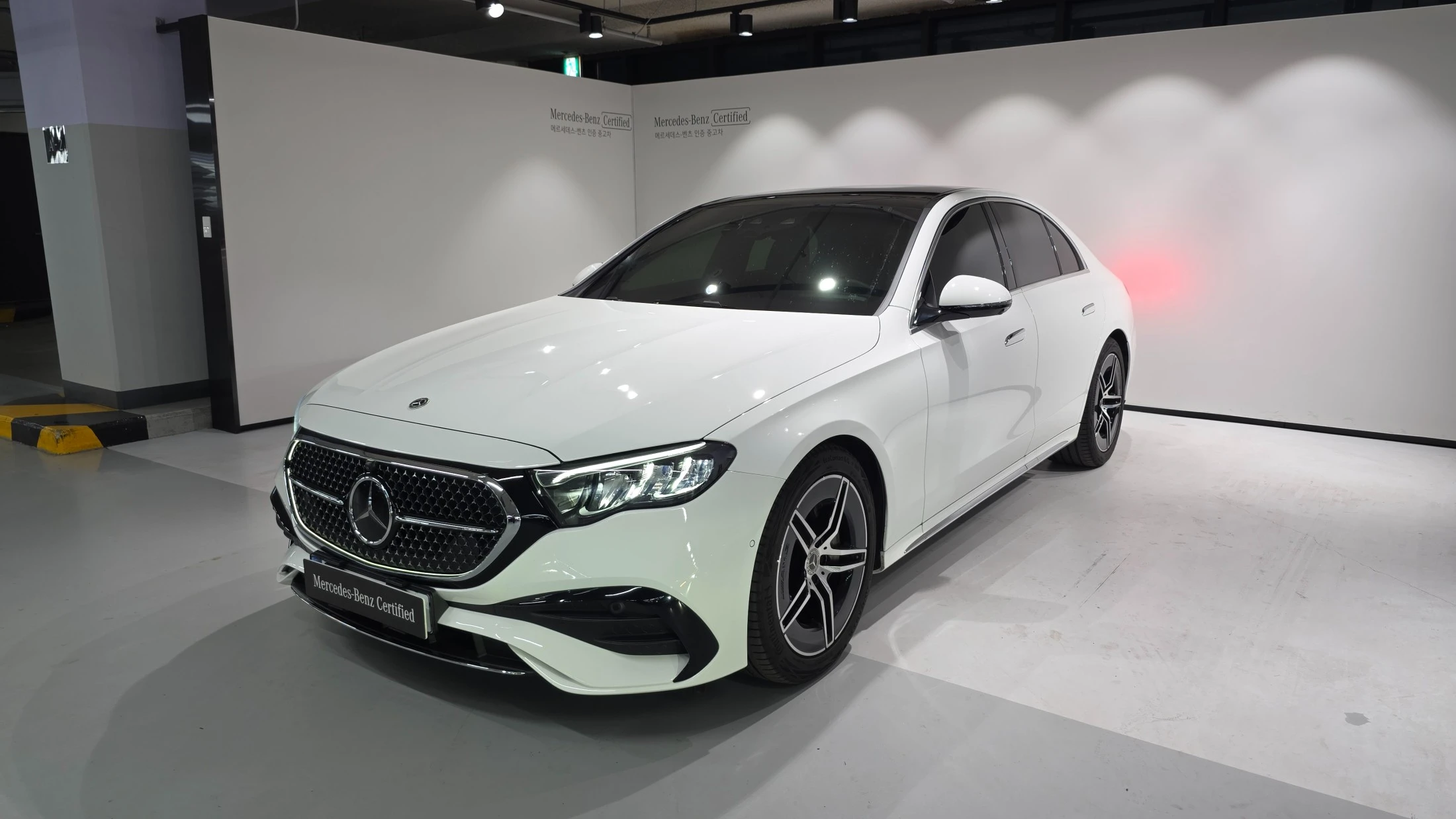 Mercedes-Benz E-Class W214