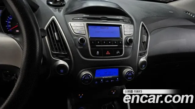 Hyundai Tucson ix, 2010 — фото 14