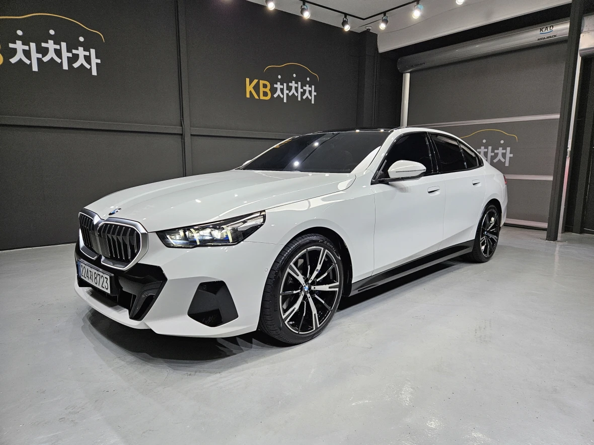 BMW 5-Series G60