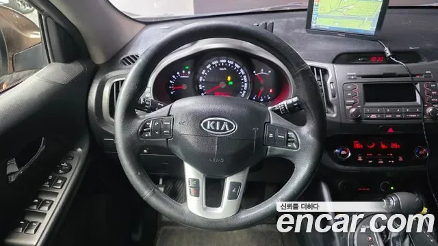 Kia Sportage, 2011 — фото 13