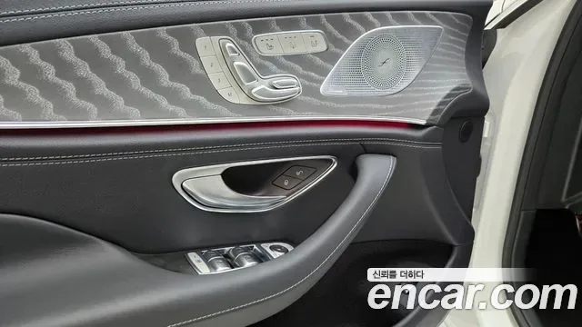 Mercedes-Benz Amg Gt, 2025 — фото 15