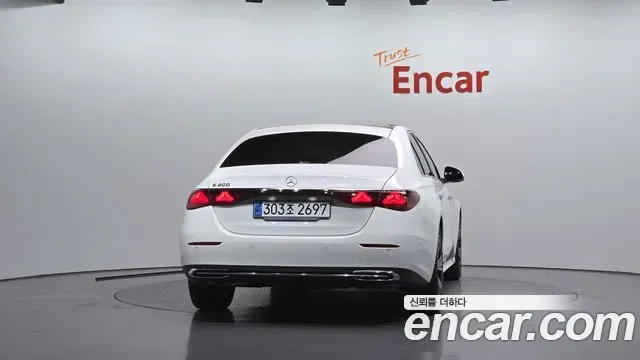 Mercedes-Benz E-Class W214, 2025 — фото 4