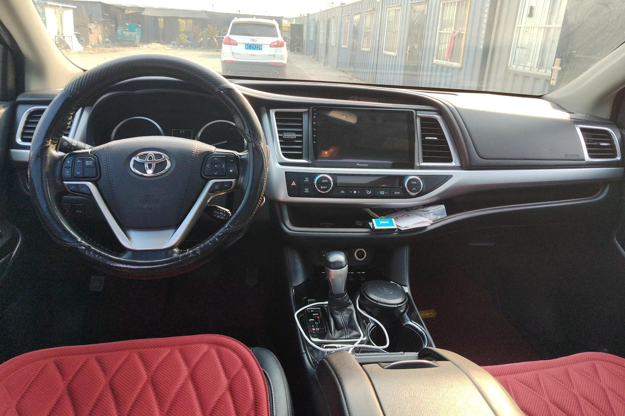 Toyota Highlander, 2018 — фото 14