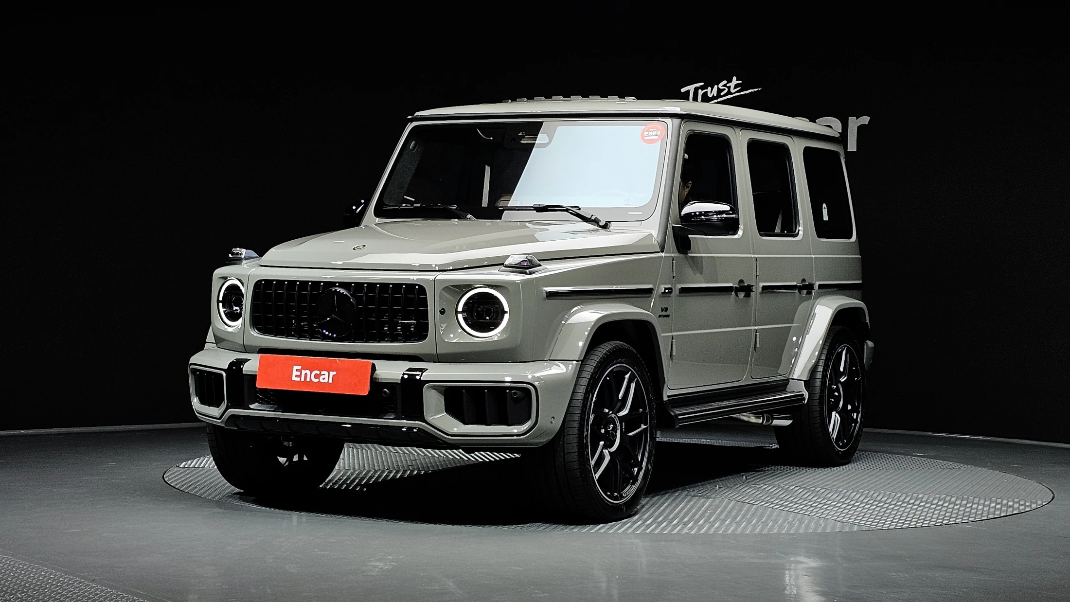Mercedes-Benz G-Class W465