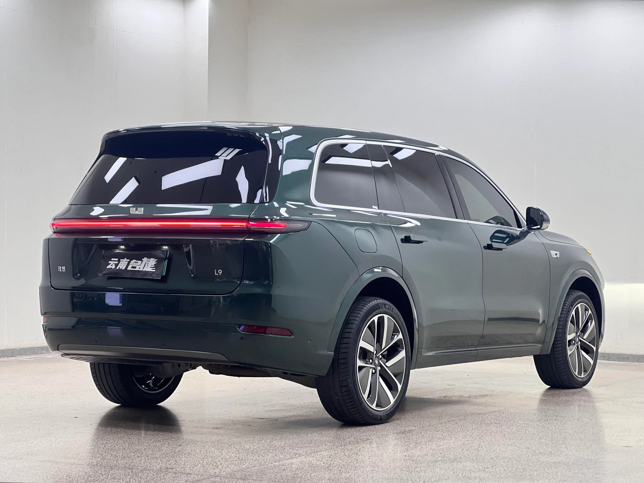 Li Auto Ideal L9, 2022 — фото 15