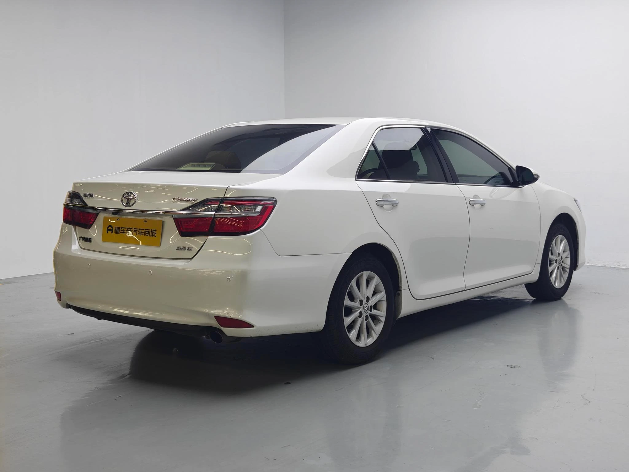 Toyota Camry, 2015 — фото 7