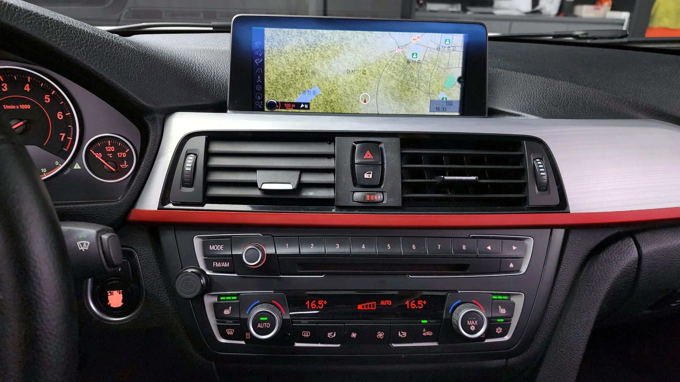 BMW 3-Series F30, 2012 — фото 14
