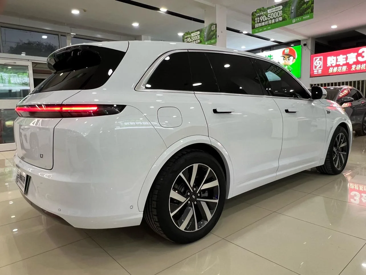 Li Auto Ideal L7, 2023 — фото 13