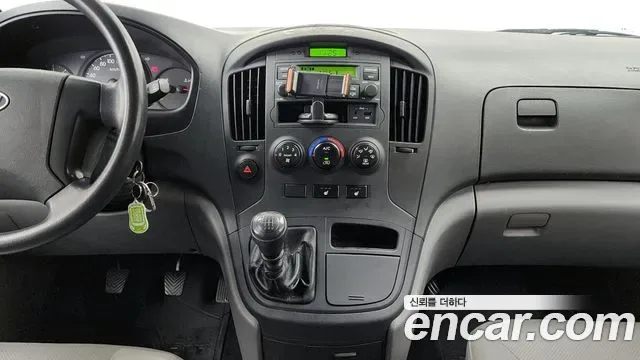 Hyundai Starex Grand Starex, 2012 — фото 14