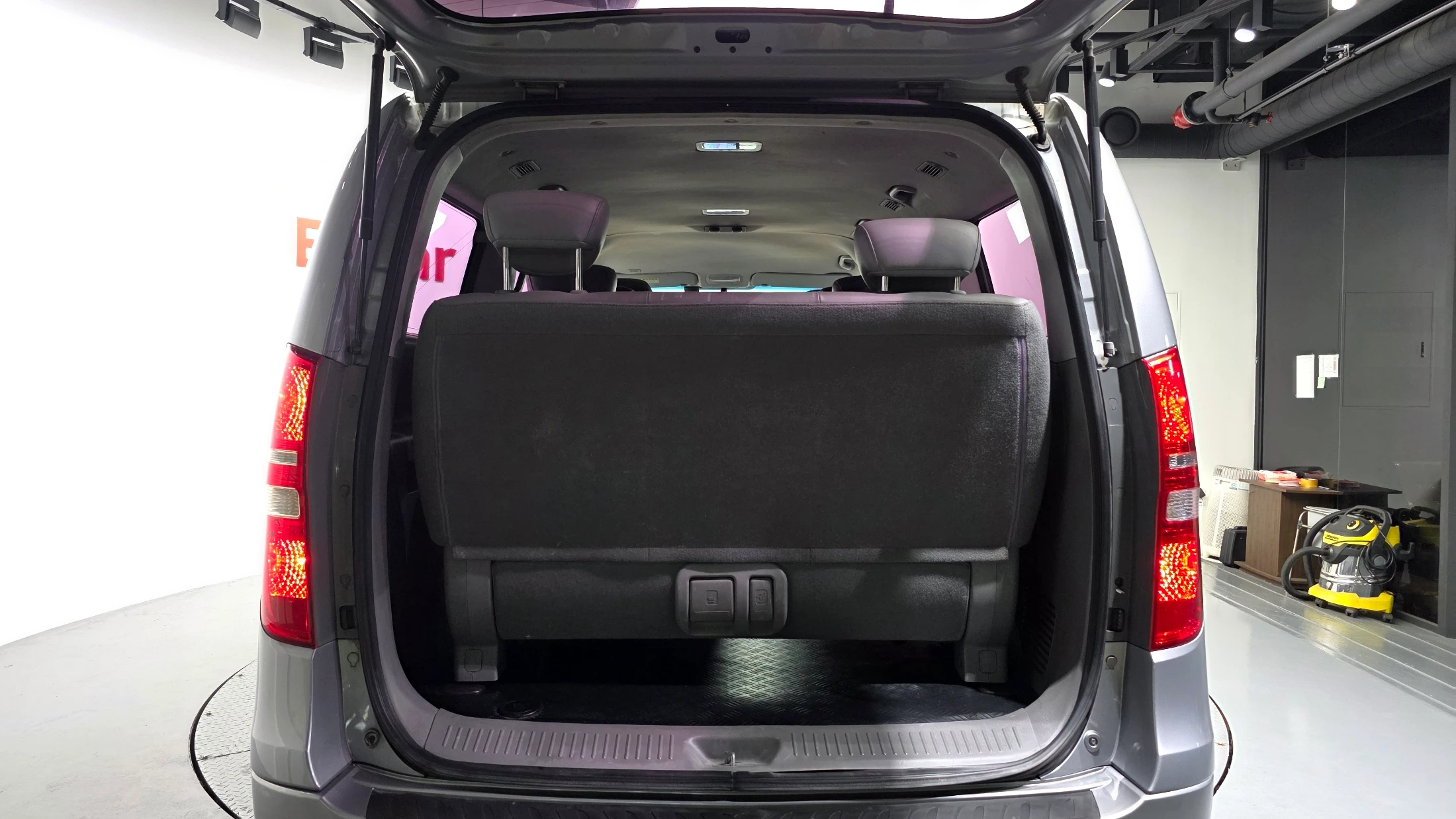 Hyundai Starex Grand Starex, 2012 — фото 20