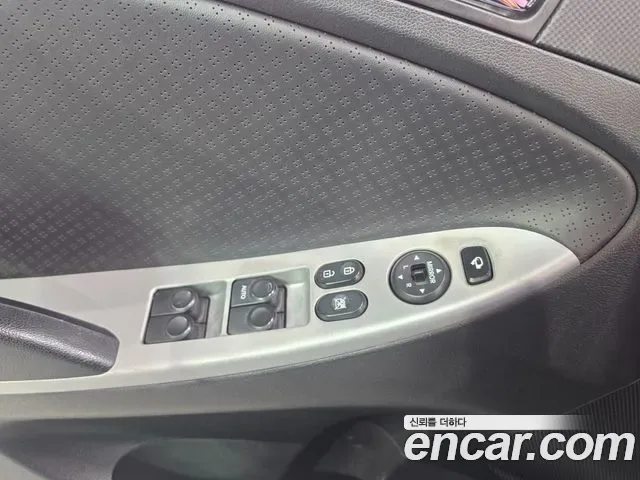 Hyundai Accent, 2012 — фото 14