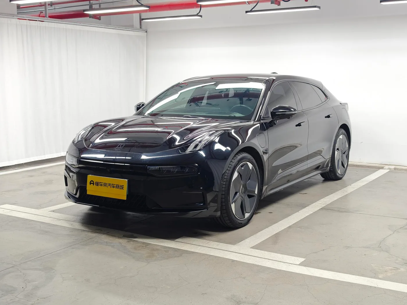 ZEEKR 001