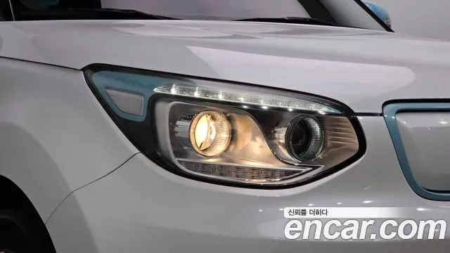 Kia Soul EV, 2015 — фото 22