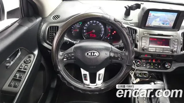 Kia Sportage, 2011 — фото 13