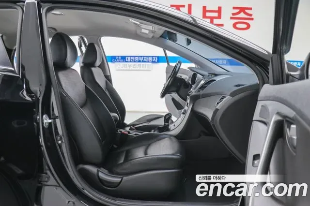 Hyundai Avante, 2013 — фото 10
