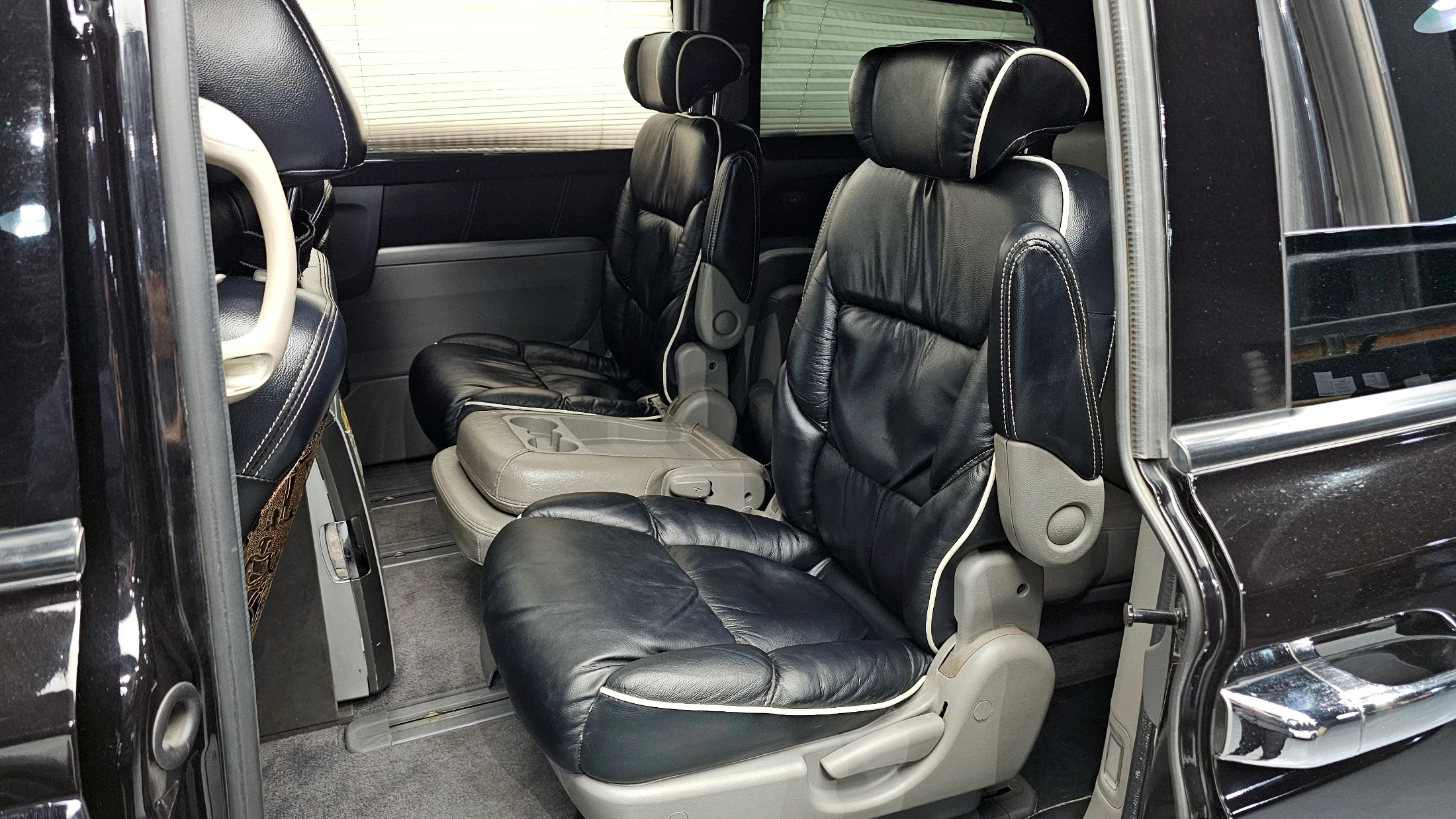 Kia Canival Carnival R, 2010 — фото 11