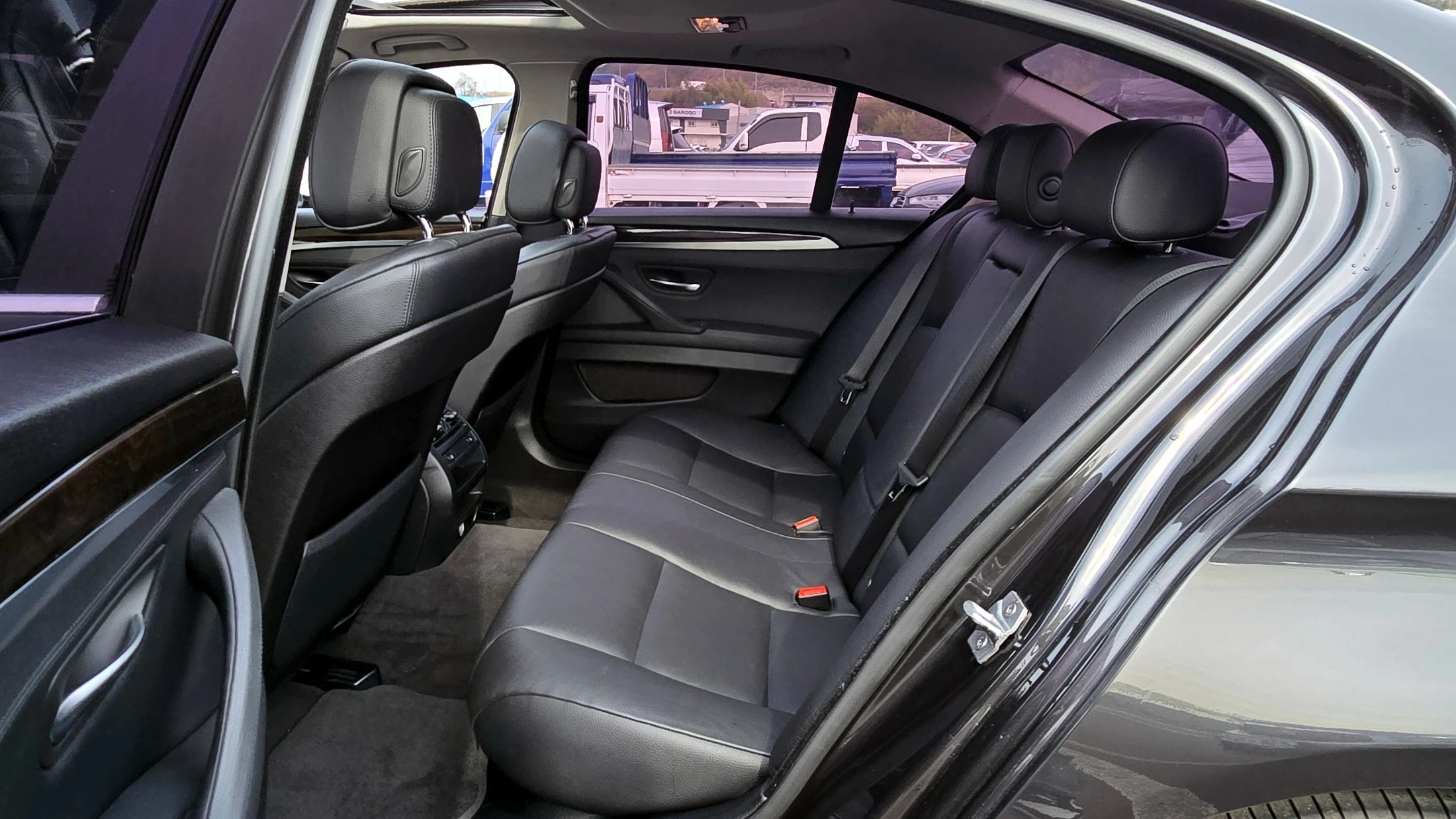 BMW 5-Series F10, 2013 — фото 12
