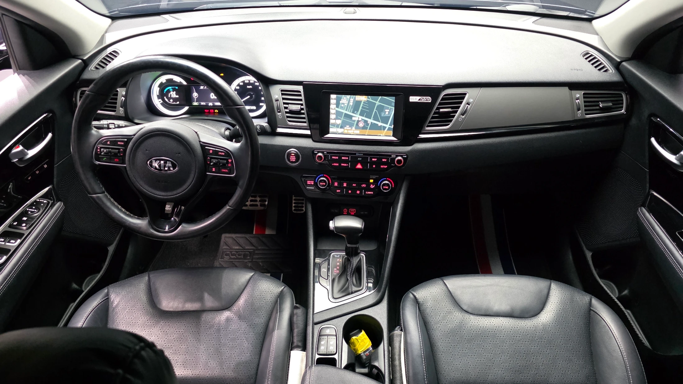 Kia Niro, 2017 — фото 7