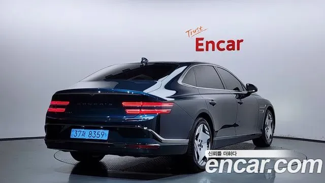 Genesis G80 Electric Fide G80 (RG3), 2025 — фото 2
