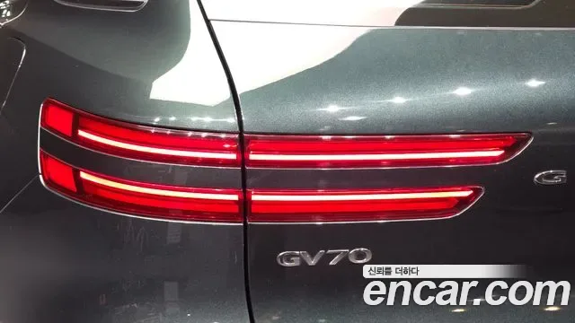 Genesis Gv70, 2021 — фото 23