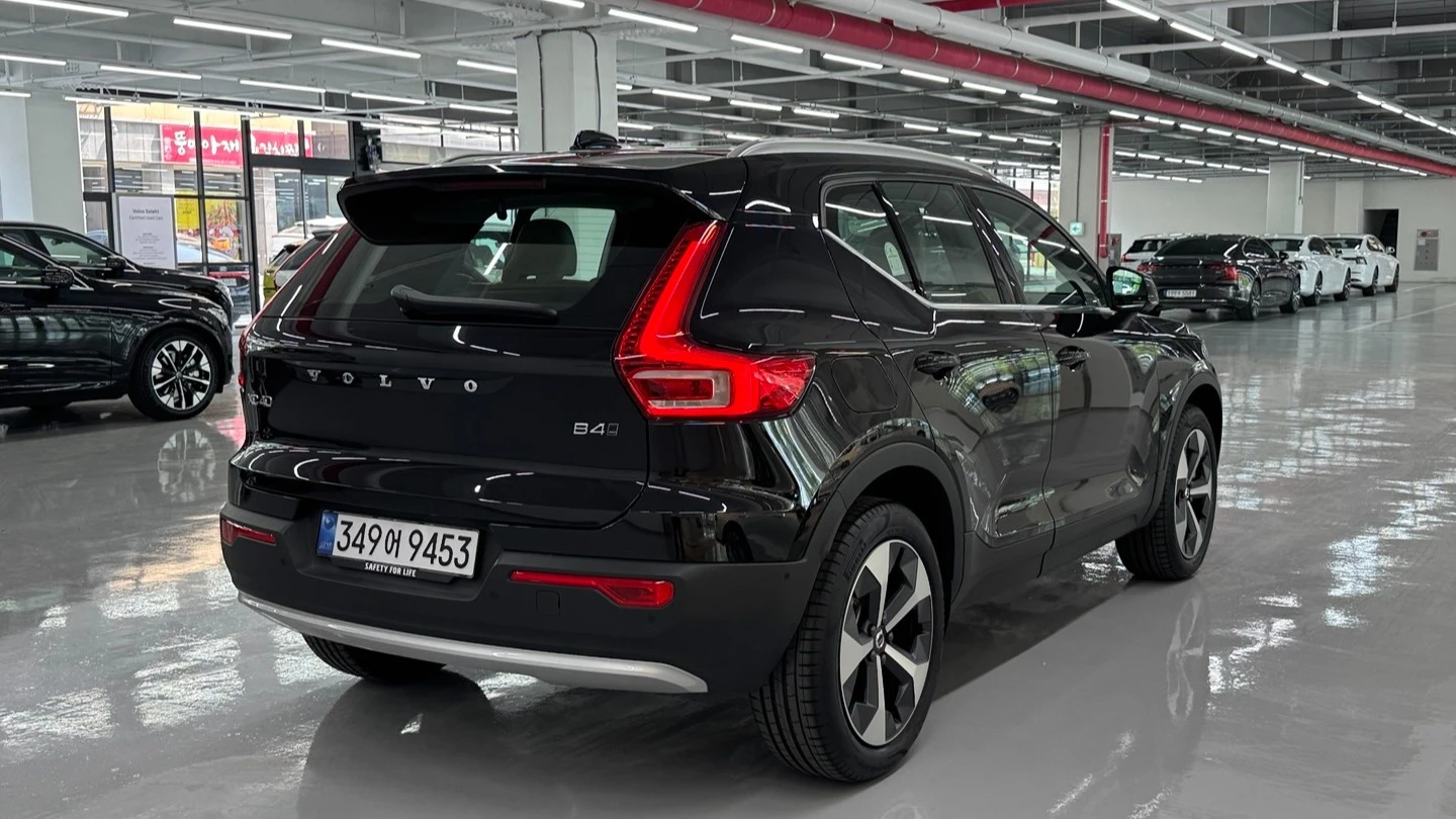 Volvo Xc40, 2025 — фото 2