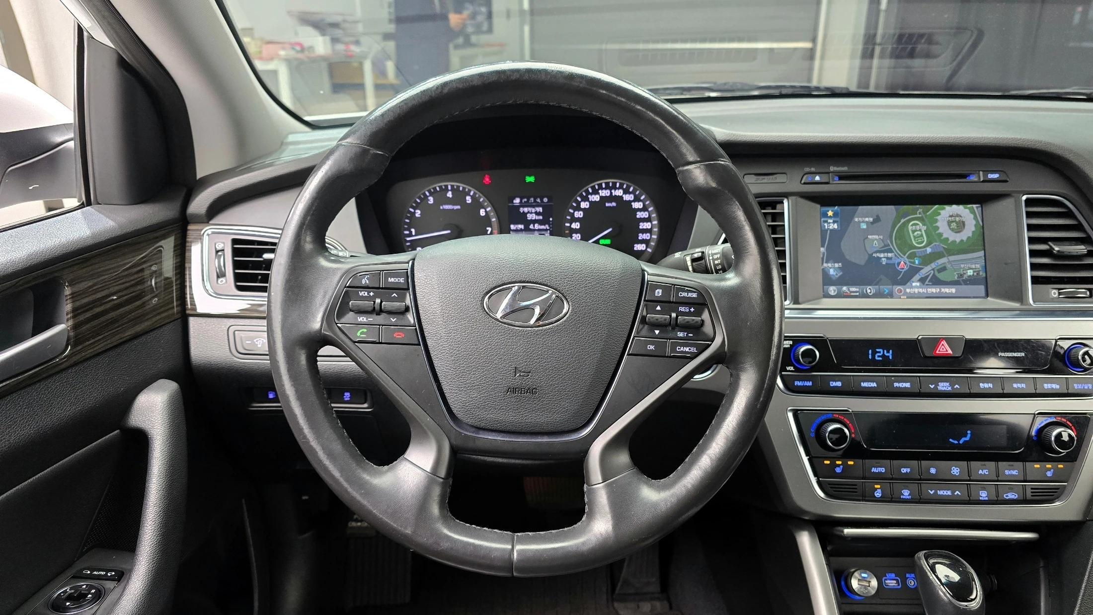 Hyundai Sonata LF Sonata, 2014 — фото 13