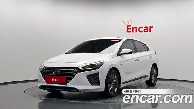 Hyundai Ioniq Ionic Hybrid
