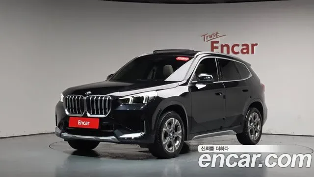 BMW X1 U11