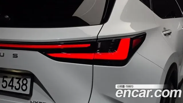 Lexus Nx NX350H, 2026 — фото 23
