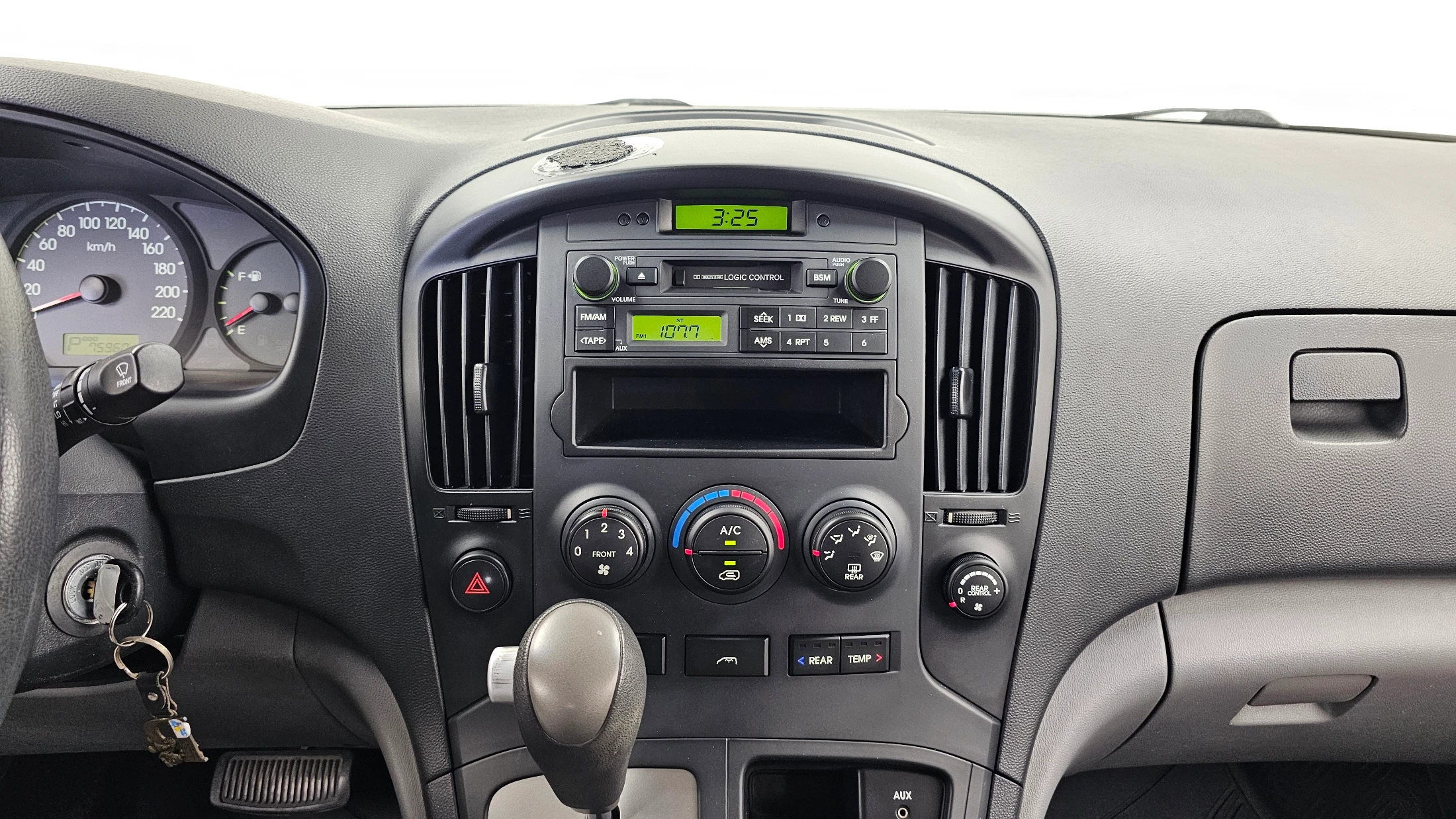 Hyundai Starex Grand Starex, 2008 — фото 14