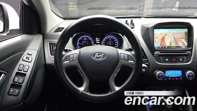 Hyundai Tucson ix, 2013 — фото 13