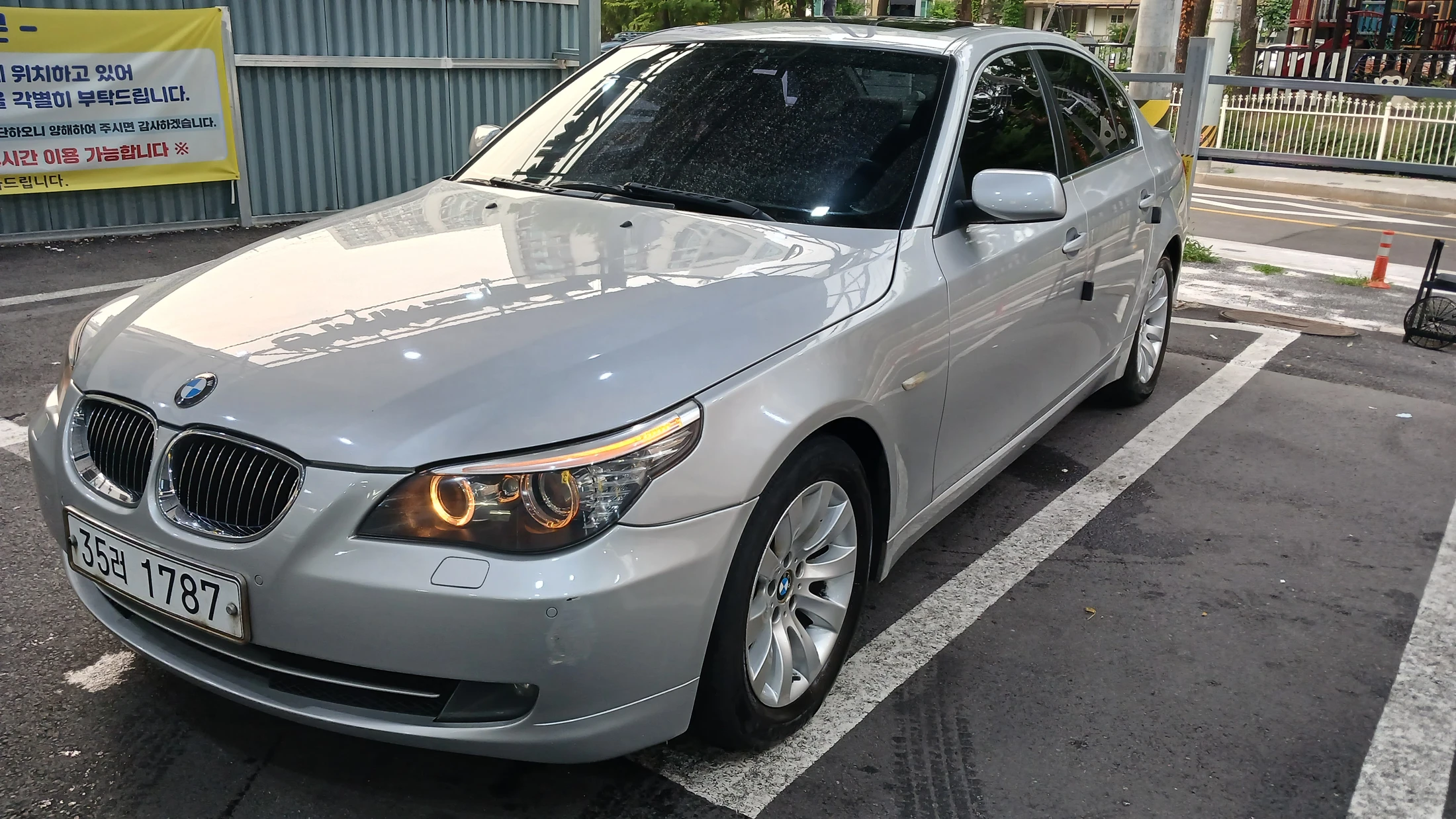 BMW 5-Series E60