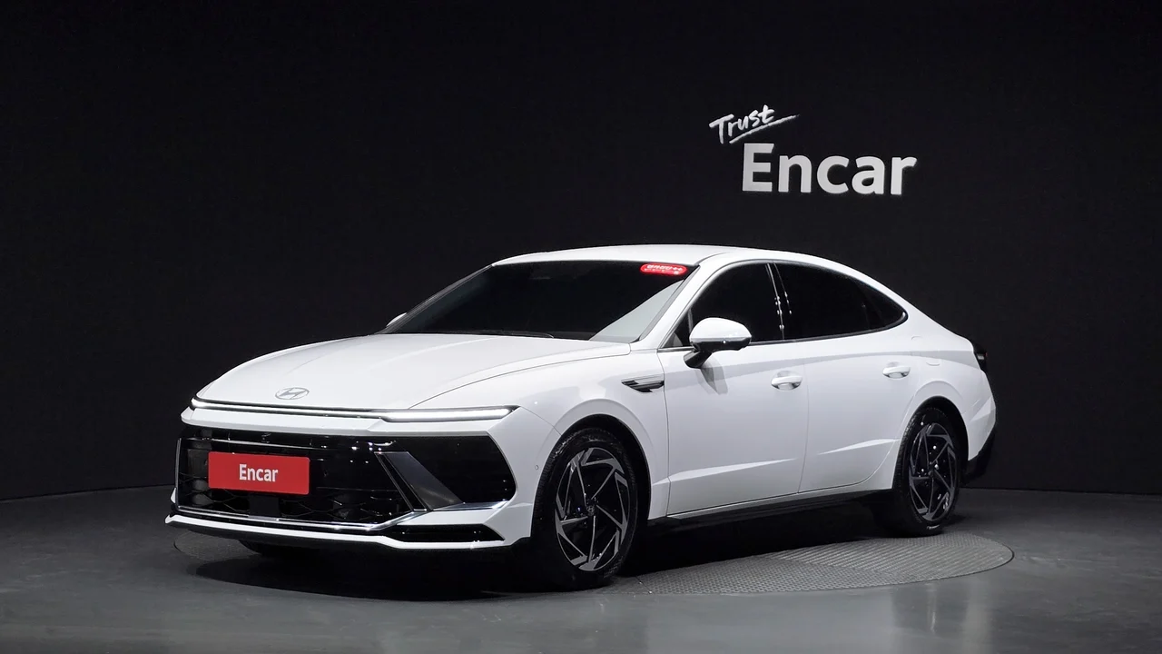 Hyundai Sonata De Edge (DN8)