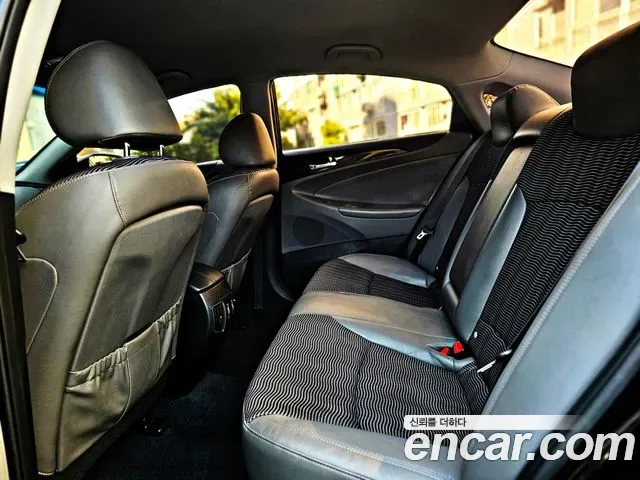 Hyundai Sonata YF Sonata, 2010 — фото 13