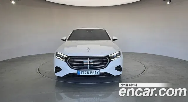 Mercedes-Benz E-Class W214