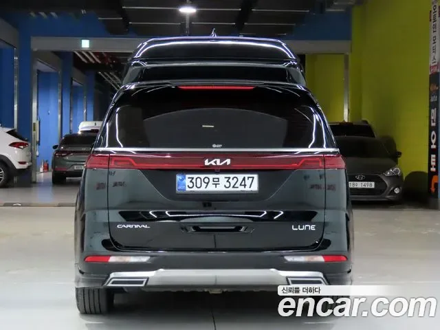 Kia Canival Carnival, 2022 — фото 3