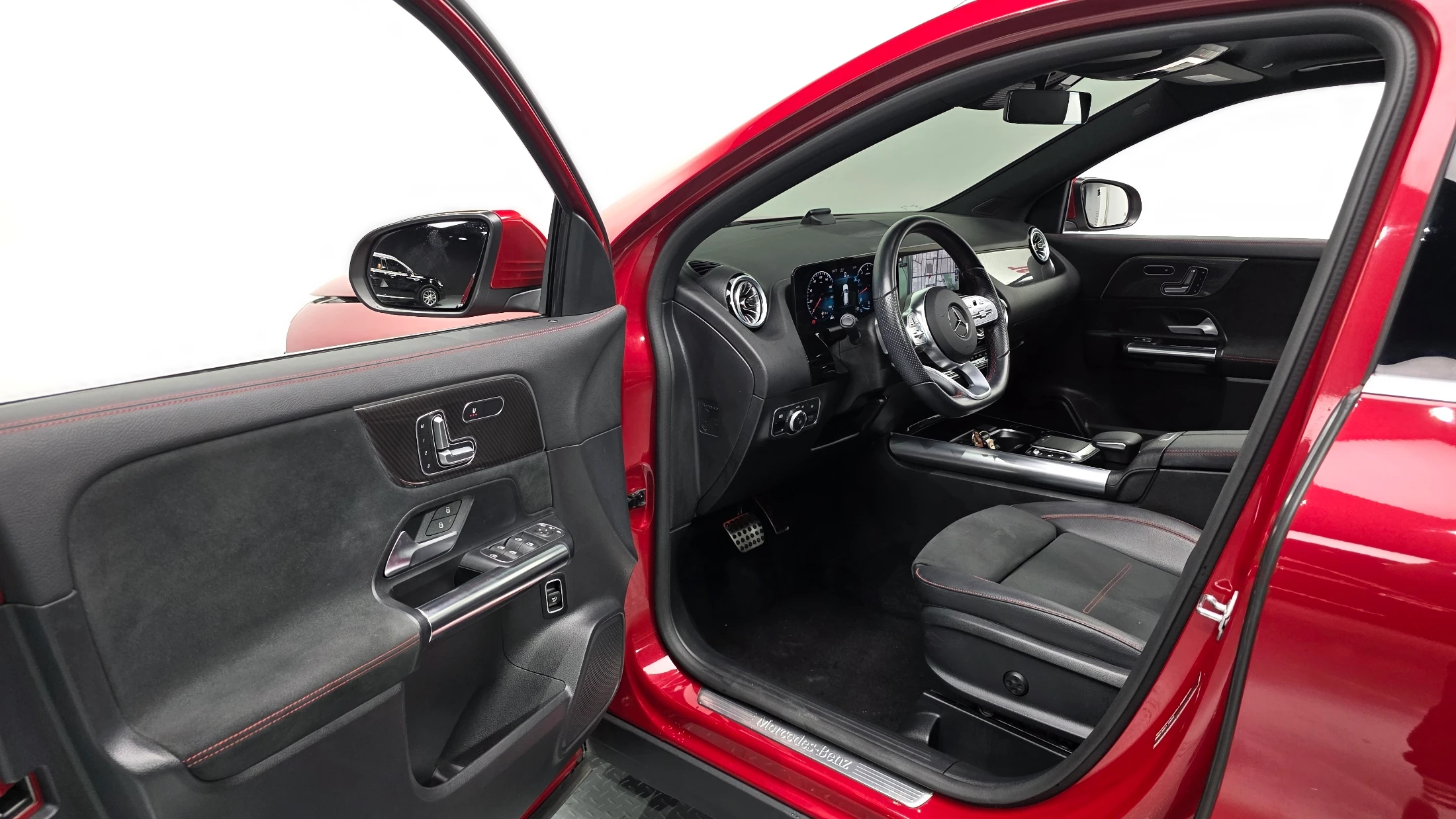 Mercedes-Benz Gla-Class H247, 2022 — фото 10